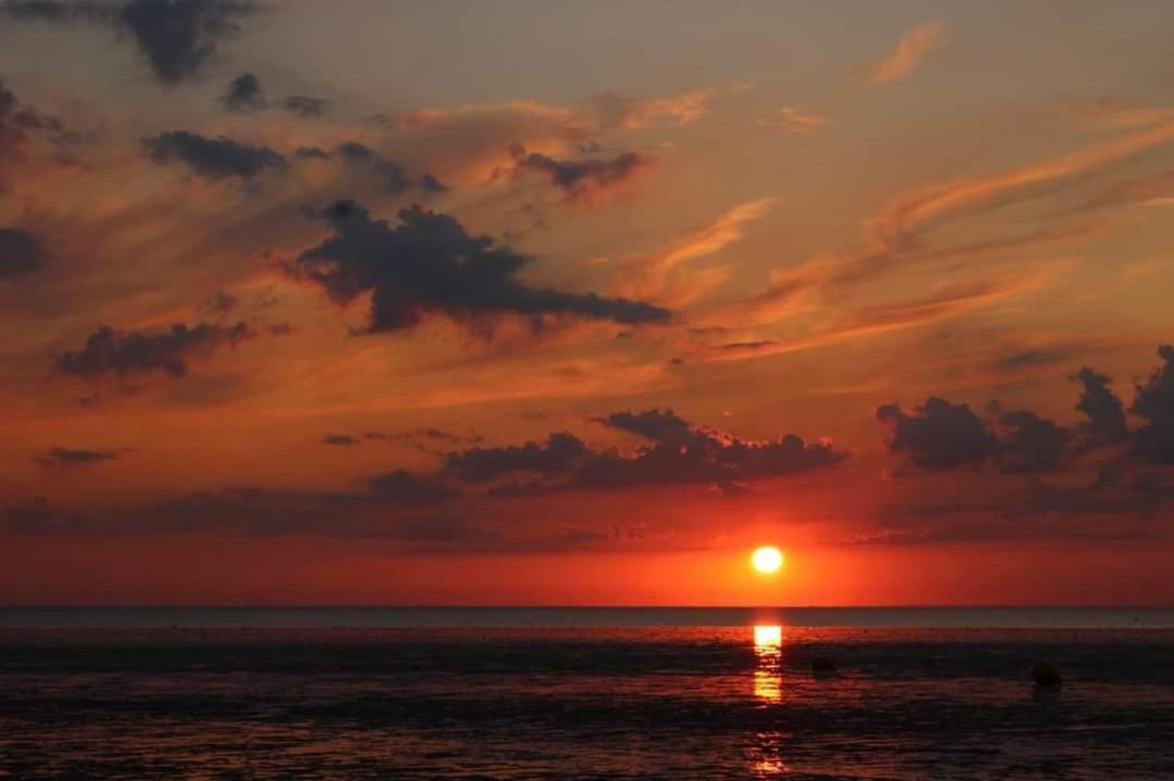 Sunset Retreat - Hunstanton Apartment Екстериор снимка